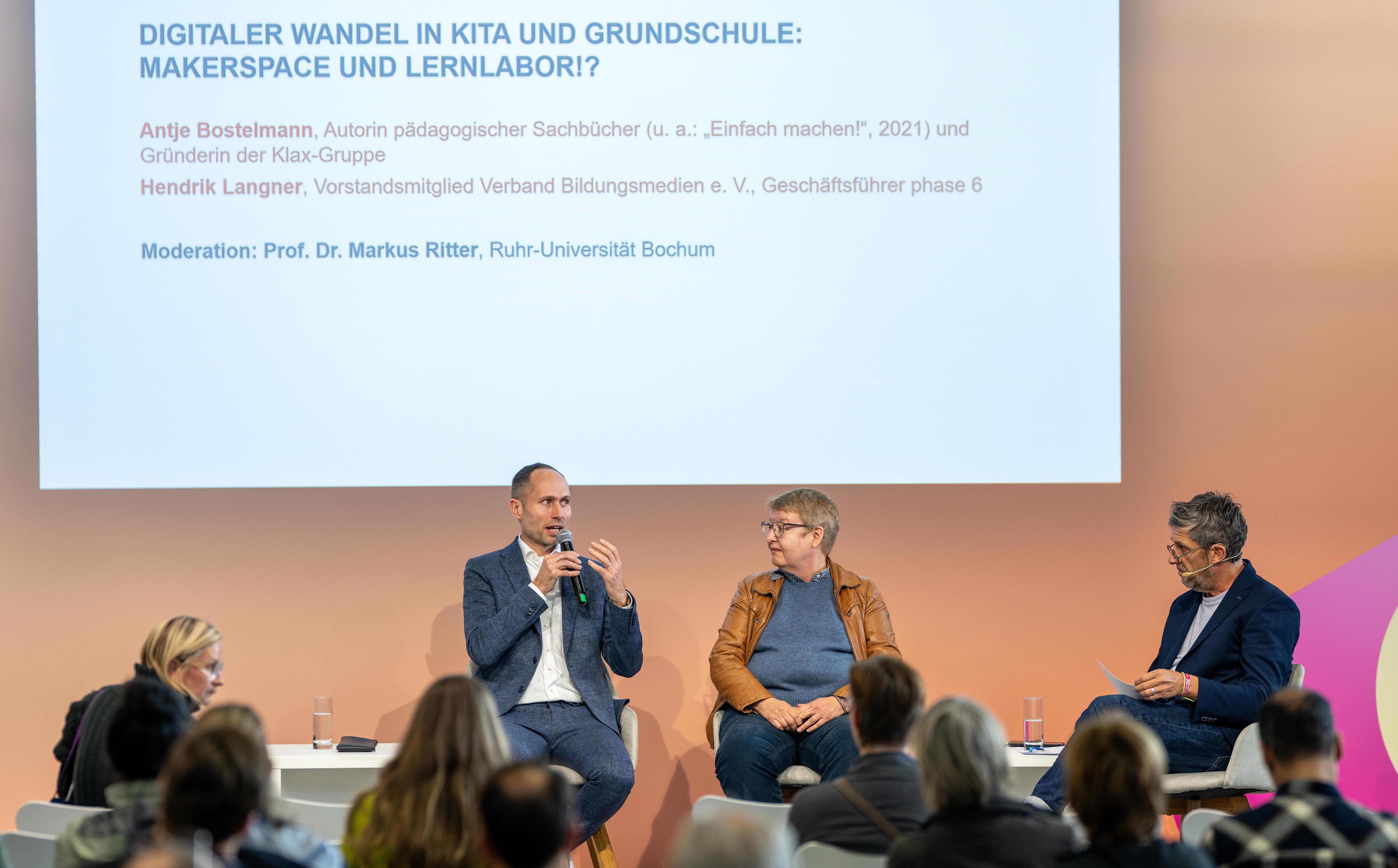 Diskussion auf dem Forum Bildung auf der Frankfurter Buchmesse 2024