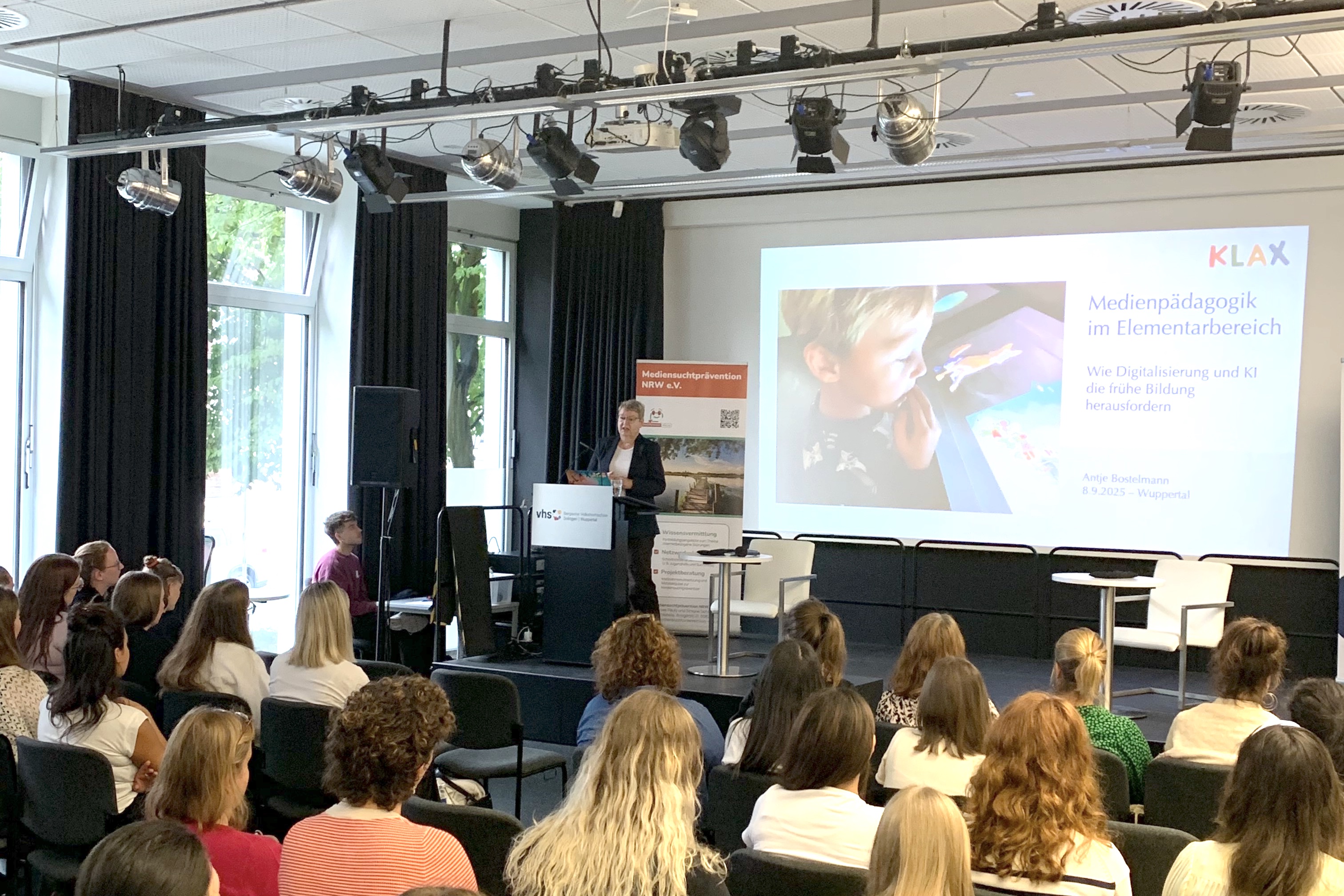 Antje Bostelmann auf der Fachtagung „Mediensuchtprävention in der frühen Kindheit“
